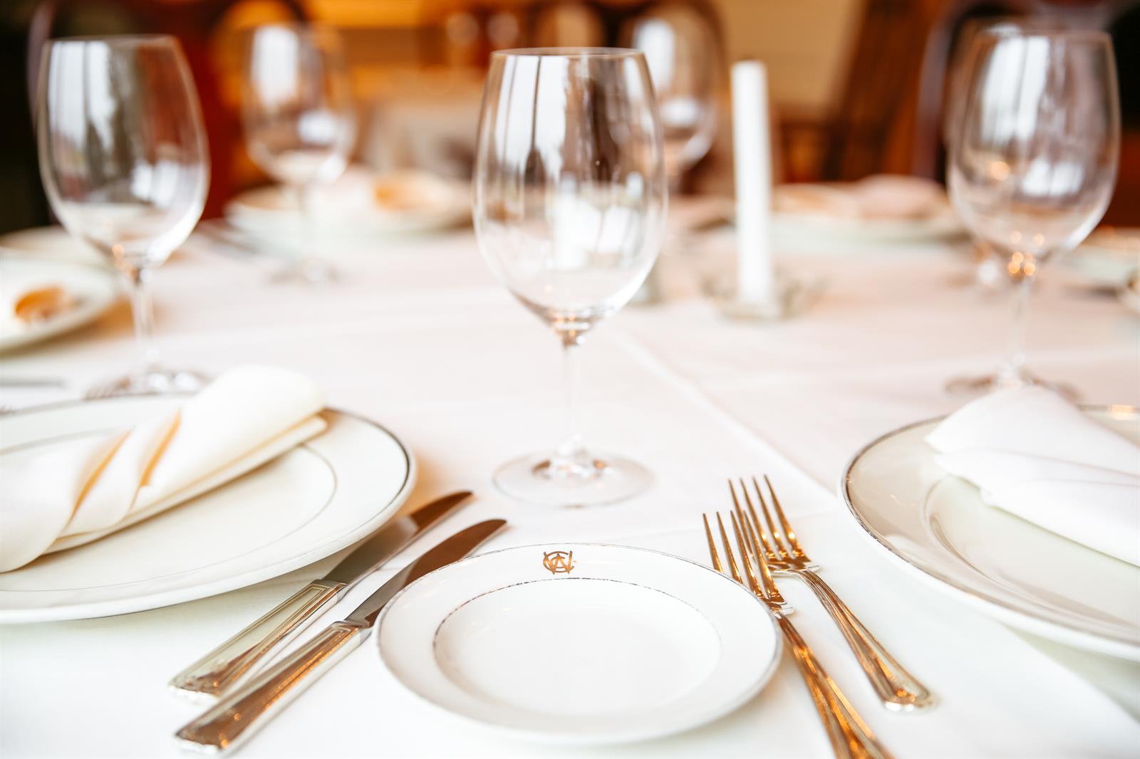 assistant_racquets_professional